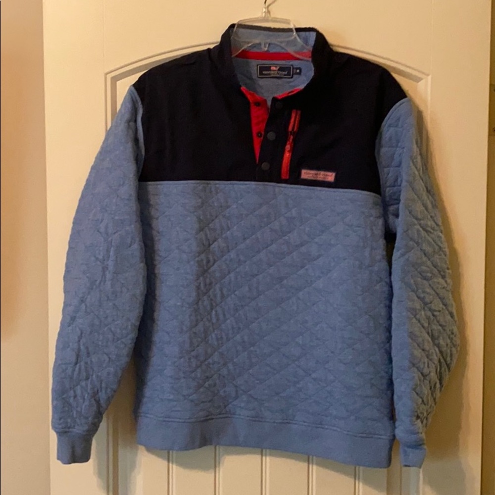 Vineyard Vines sweatshirt
